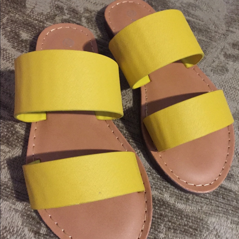 Shoes - Picture 2 of 2